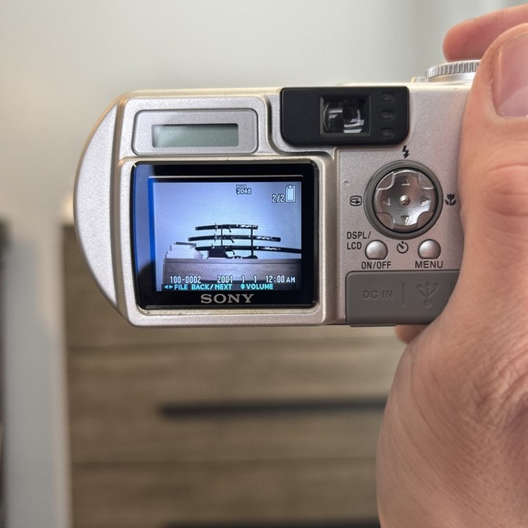 Sony Cyber-shot DSC-P5 Digital Camera Compact Tested Functional W/ Memory Card - Picture 11 of 12